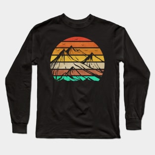 Retro sunset vintage hiking mountain camping Long Sleeve T-Shirt